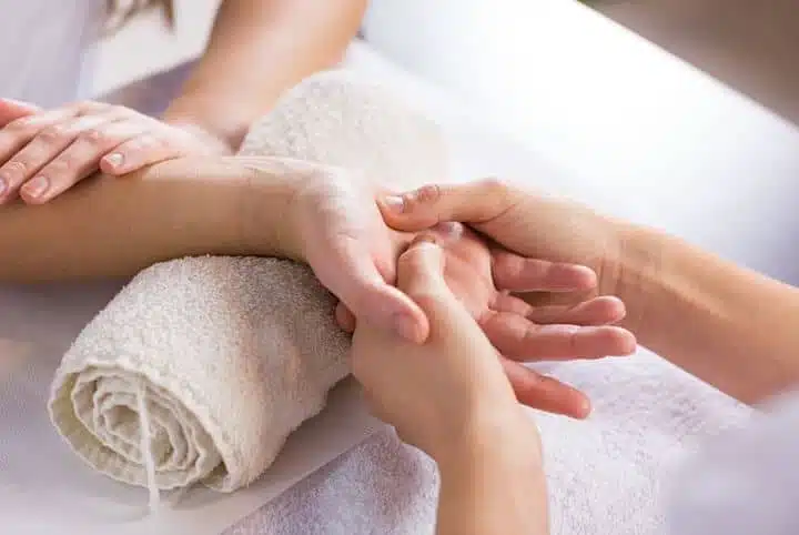 Reflexologie palmaire Muriel Coppens Gradignan Réflexologie palmaire